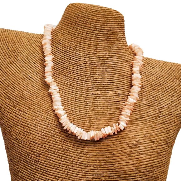 Seashell Necklace - 17" Pinky-Peach Shells - Picture 1 of 7